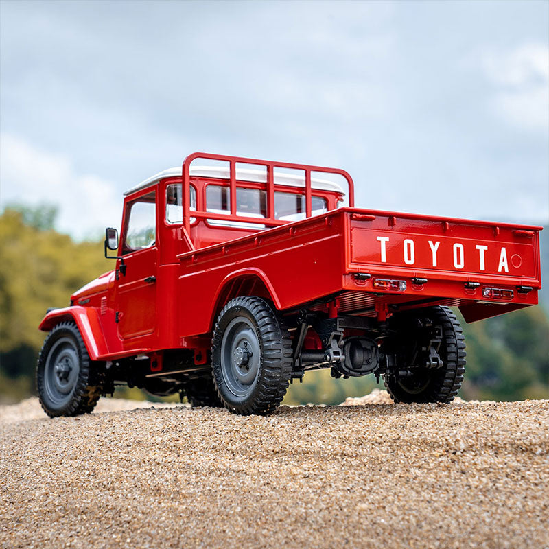 [ Pague 1 Leve 2 ] Toyota Bandeirantes - Pickup Com Controle Remoto 1:12 VERSÃO REALISTA